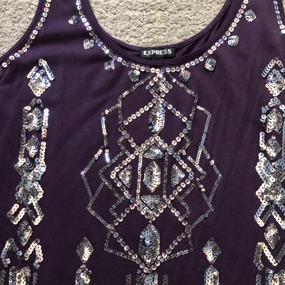 Express Tank Top - Picture 2 of 3
